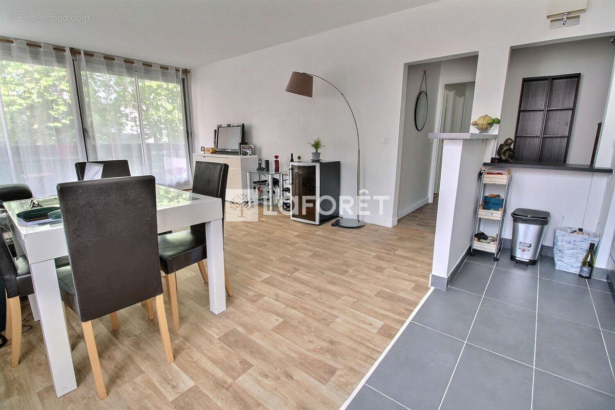 Appartement à FONTENAY-SOUS-BOIS