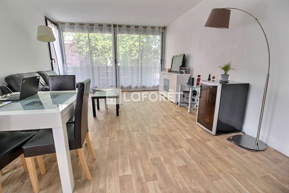 Appartement à FONTENAY-SOUS-BOIS