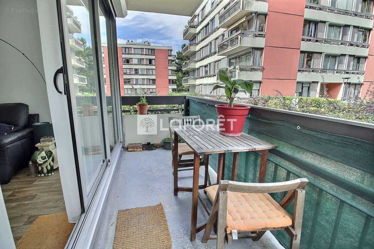 Appartement à FONTENAY-SOUS-BOIS