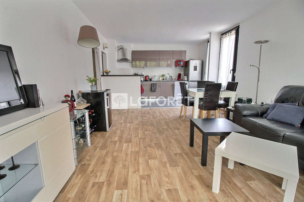 Appartement à FONTENAY-SOUS-BOIS