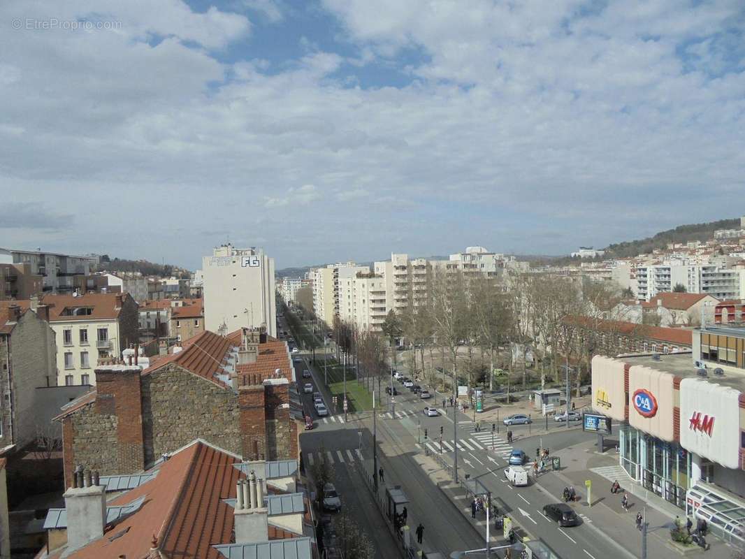 Appartement à SAINT-ETIENNE