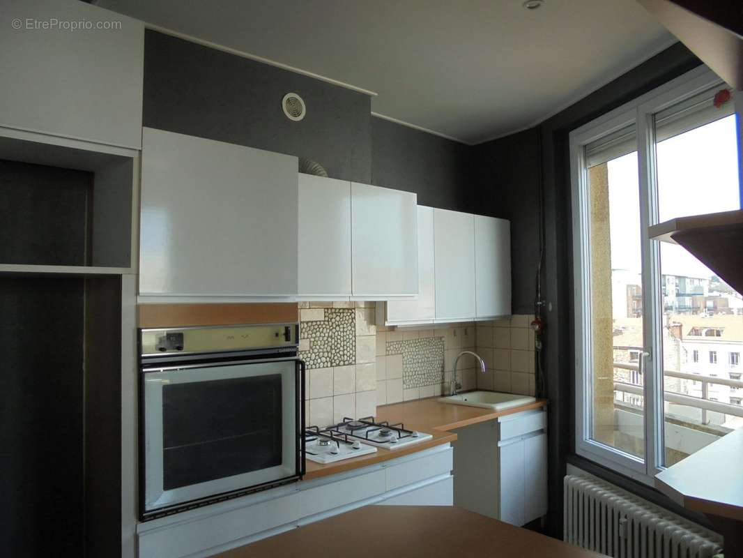 Appartement à SAINT-ETIENNE