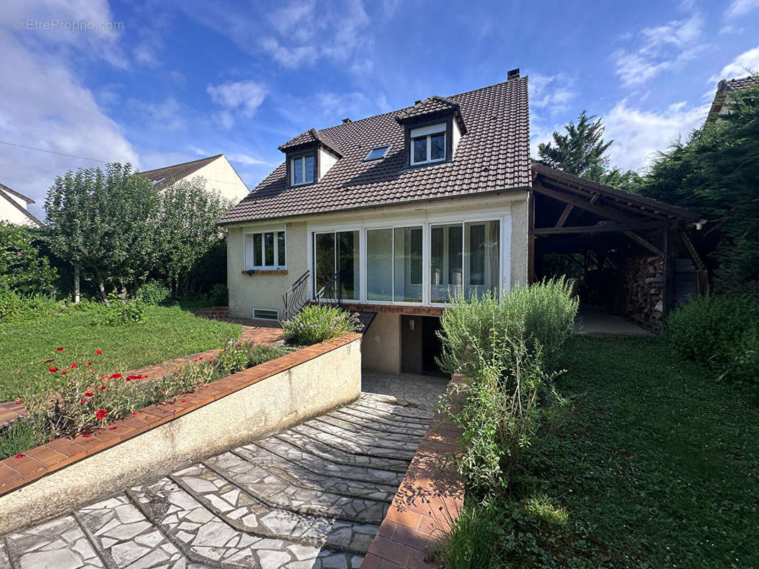 Maison à MAREIL-EN-FRANCE