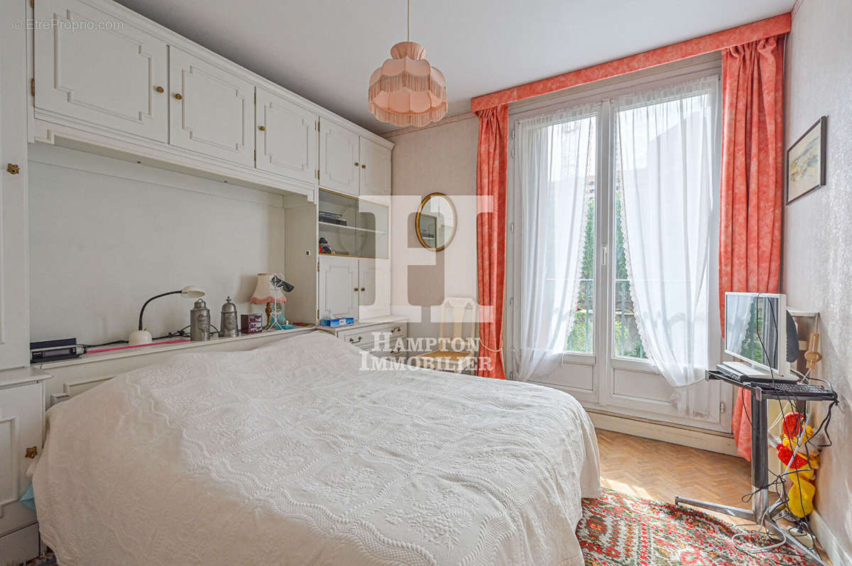 Appartement à PARIS-10E