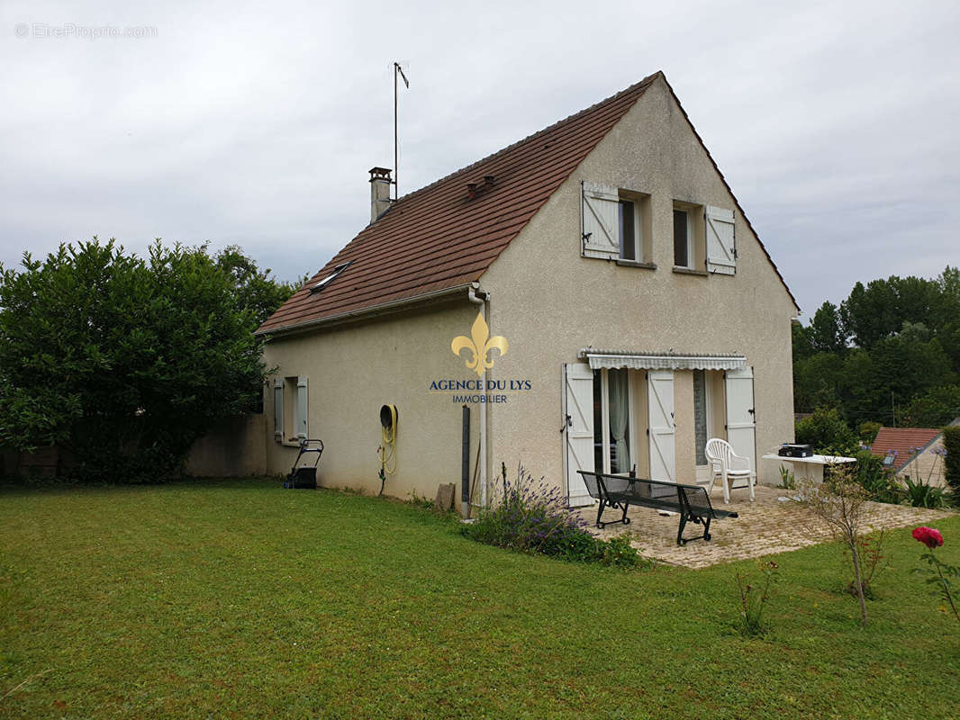 Maison à CHANTILLY