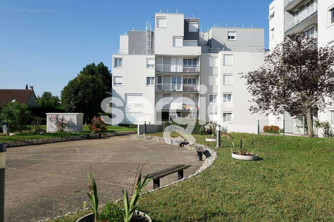 Appartement à QUINCY-SOUS-SENART