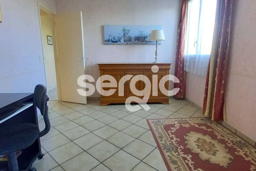 Appartement à QUINCY-SOUS-SENART