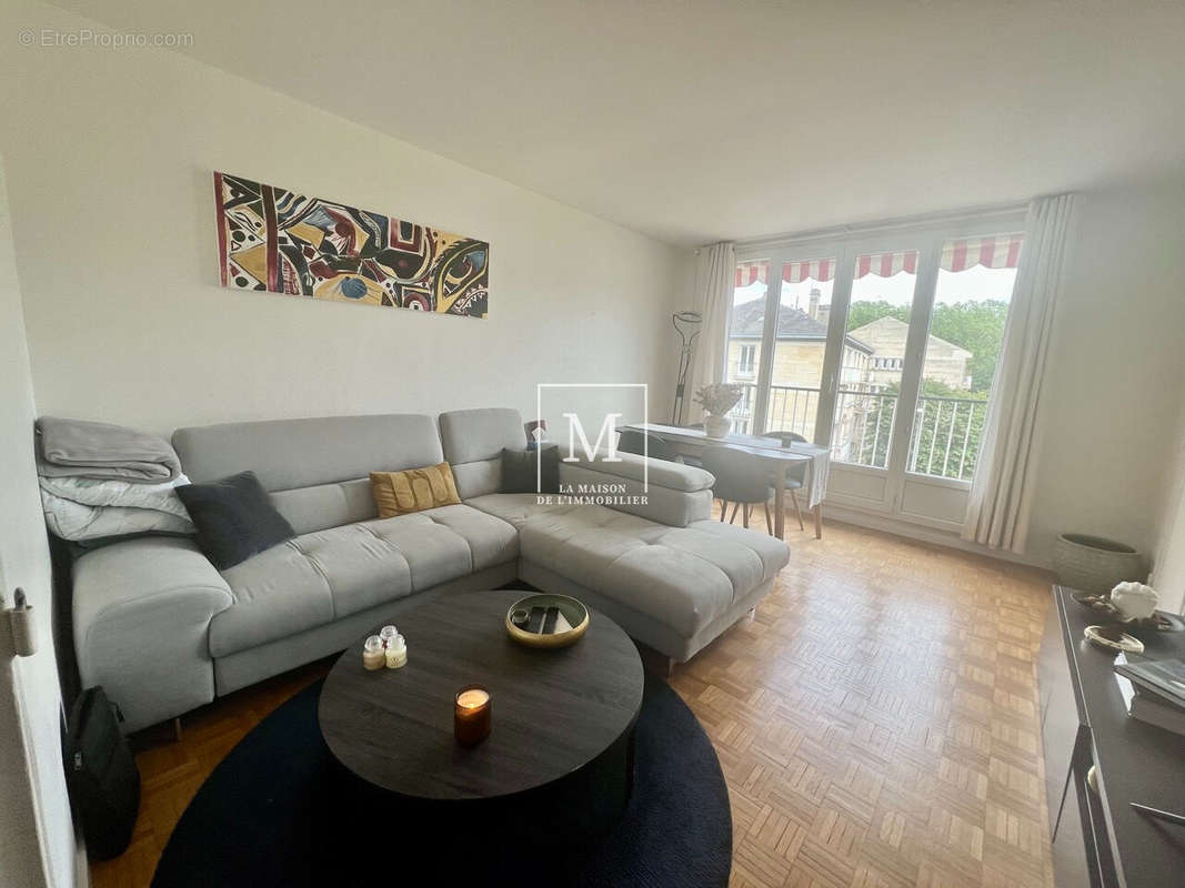 Appartement à MAISONS-LAFFITTE