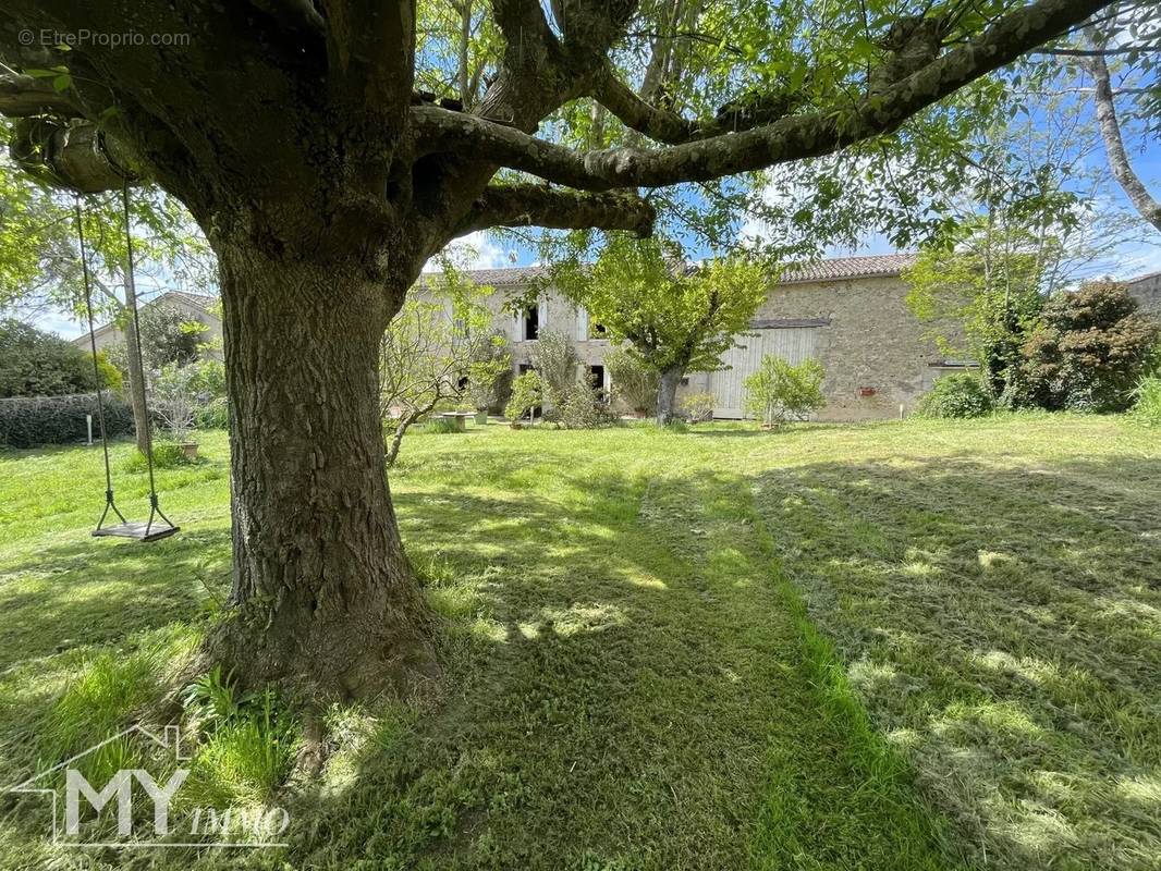 Maison à PELLEGRUE