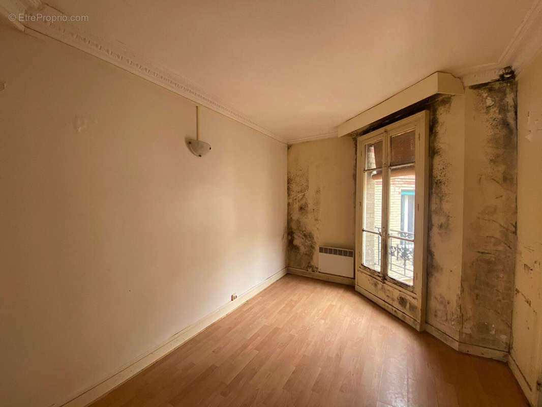 Appartement à PARIS-20E