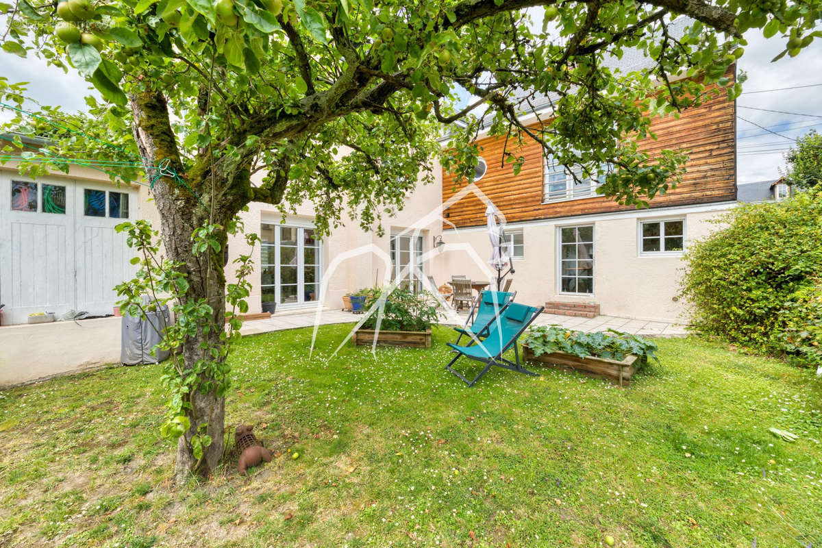 Maison à MONT-SAINT-AIGNAN