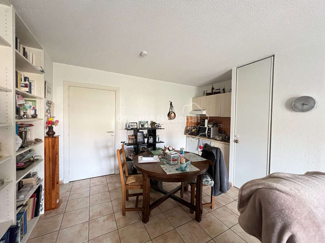 Appartement à PLAN-D&#039;AUPS-SAINTE-BAUME