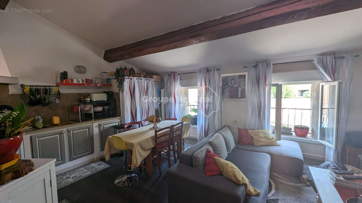 Appartement à GONFARON