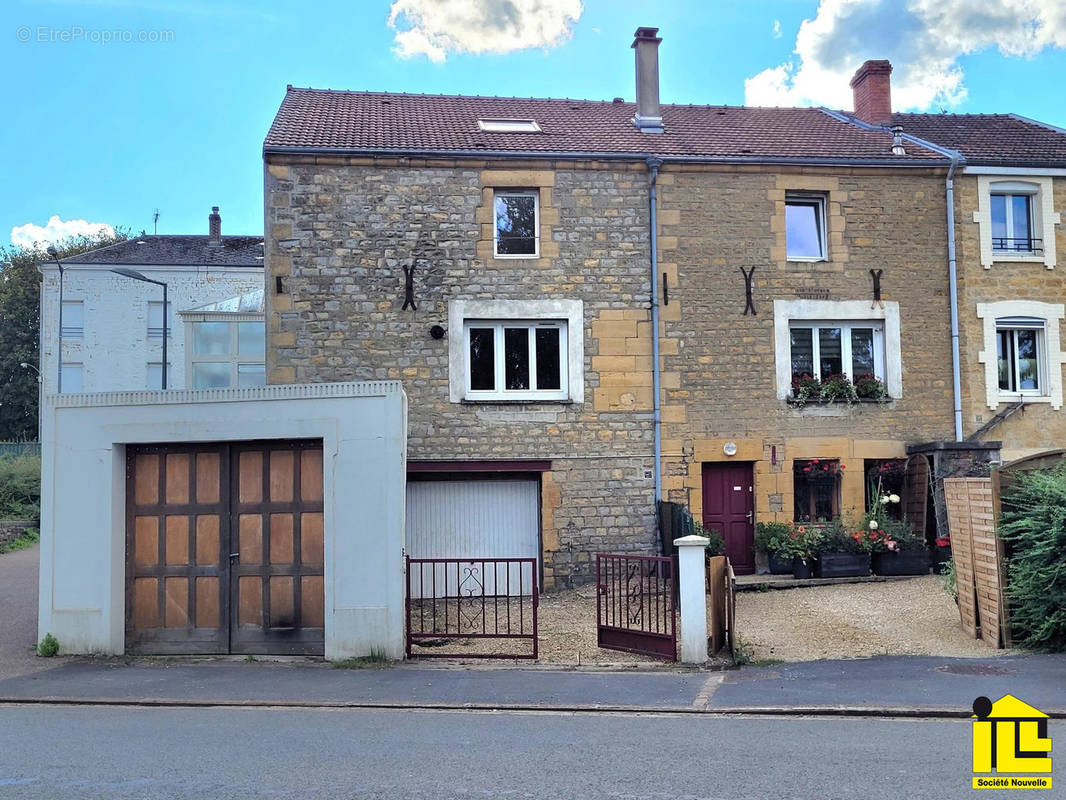 Appartement à TOURNES