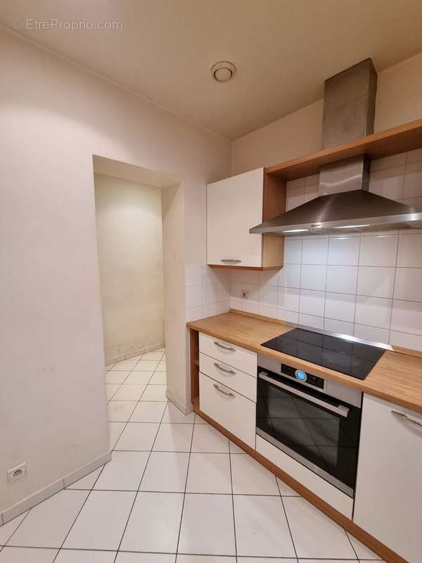 Appartement à PARIS-8E