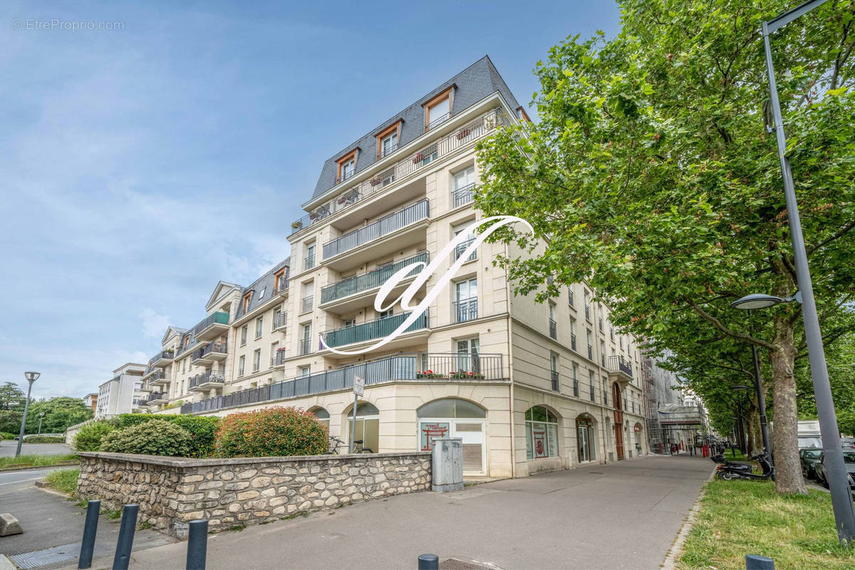 Commerce à MAISONS-ALFORT