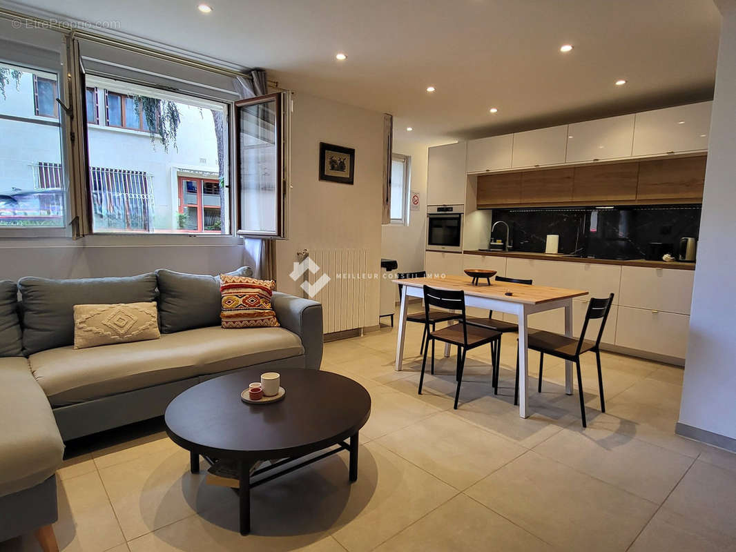 Appartement à ROSNY-SOUS-BOIS