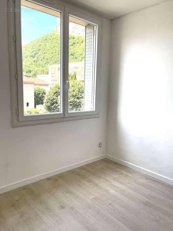 Appartement à SAINT-MARTIN-LE-VINOUX