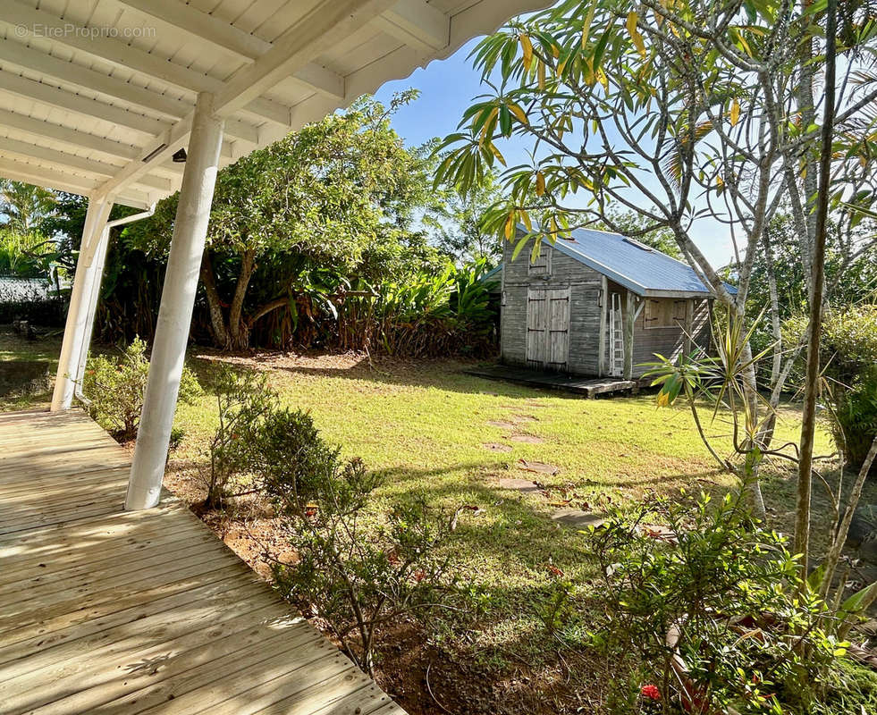 Maison à BAIE-MAHAULT