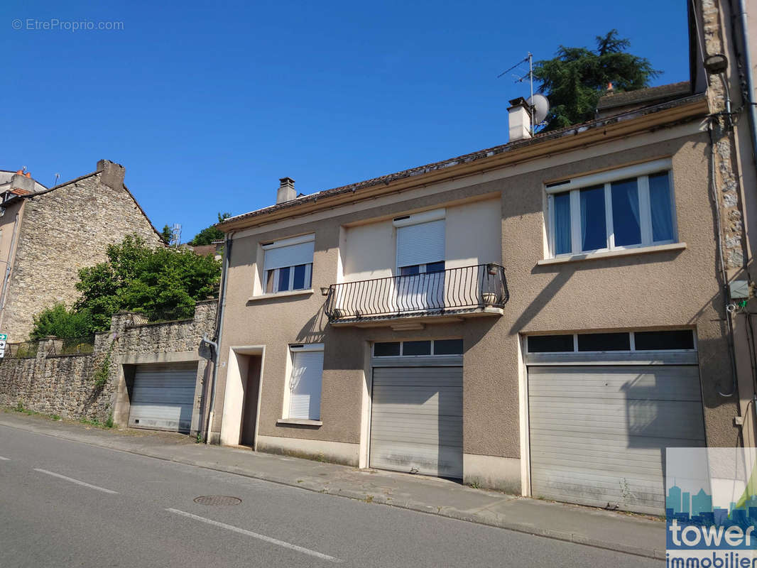 Maison à VILLEFRANCHE-DE-ROUERGUE