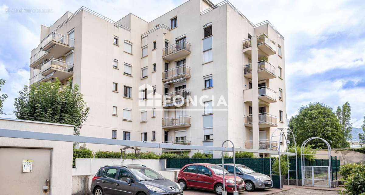 Appartement à GRENOBLE