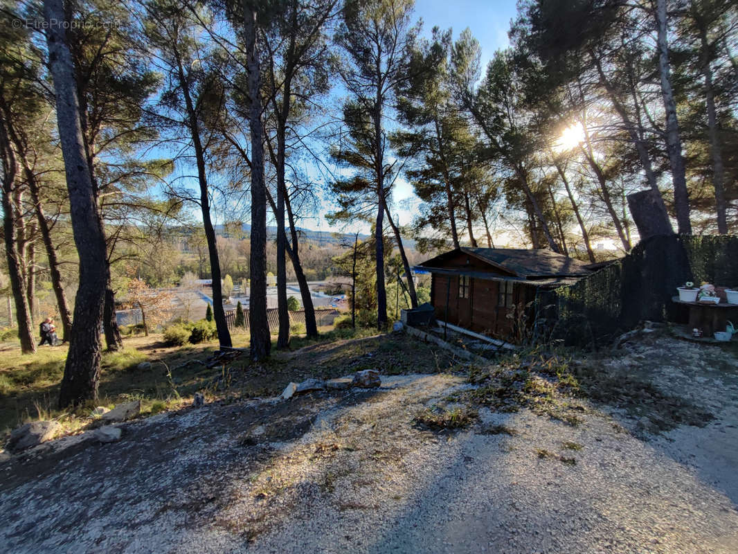 Maison à CHATEAUNEUF-LE-ROUGE