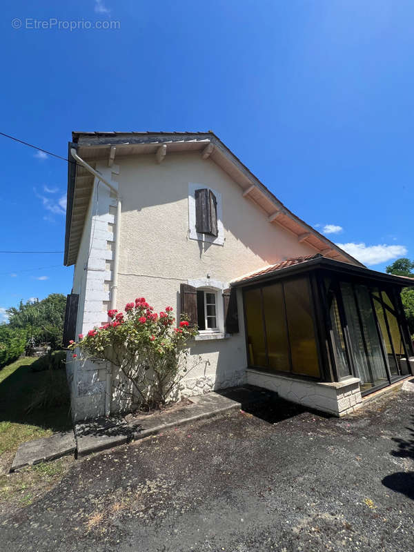 Maison à CAHUZAC