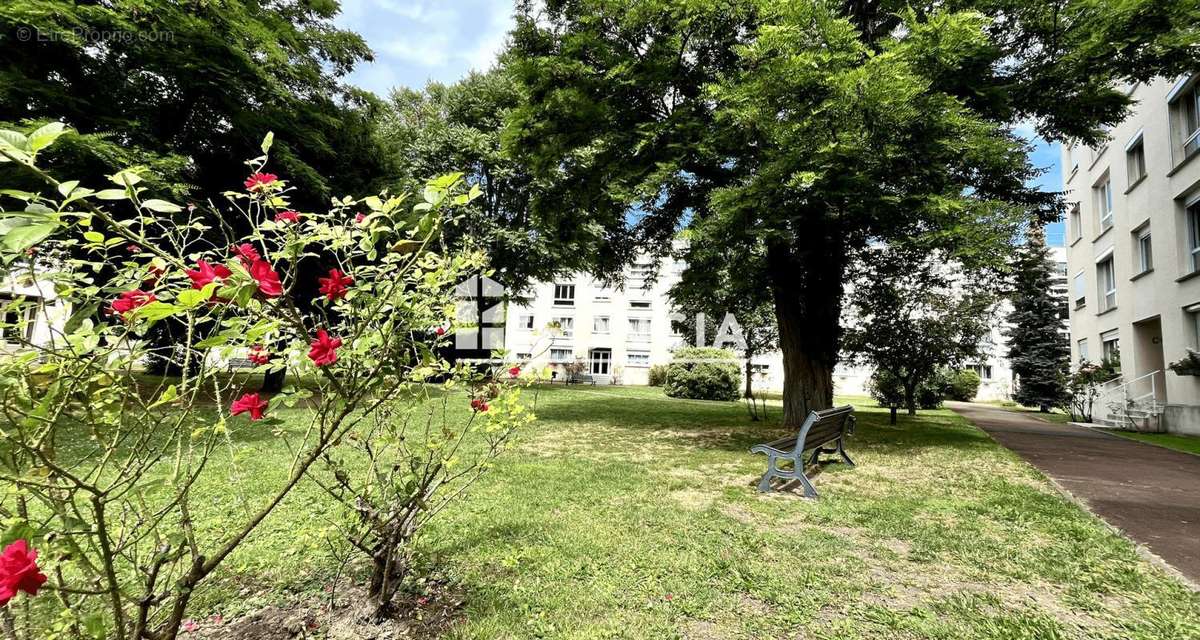 Appartement à RUEIL-MALMAISON