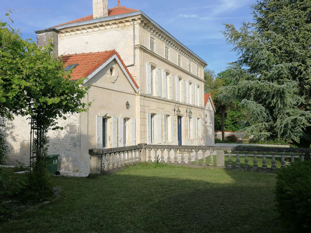 Maison à PERIGNAC