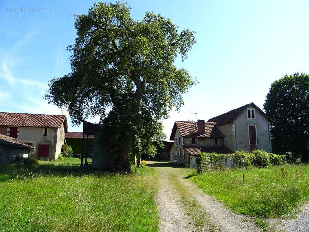 Maison à MUGRON