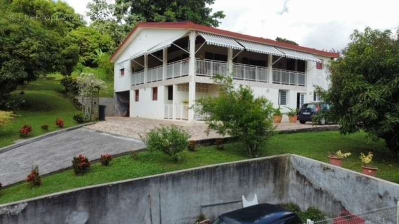 Maison à LE LAMENTIN