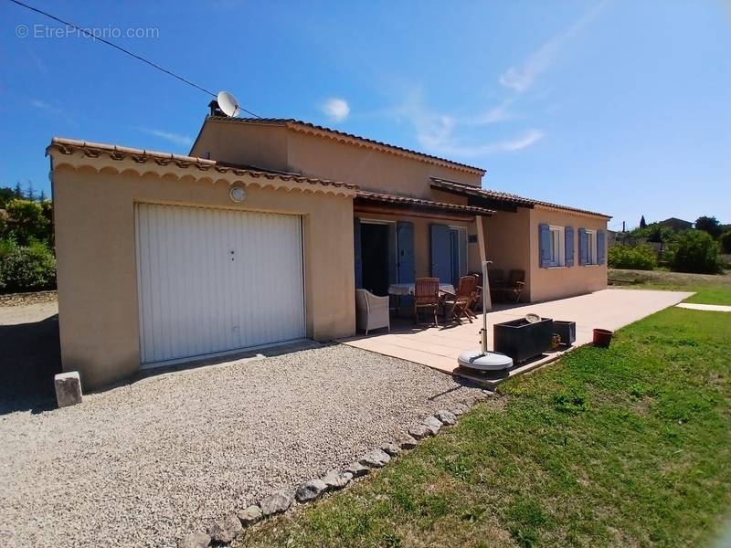 Maison à SAINT-SATURNIN-LES-APT