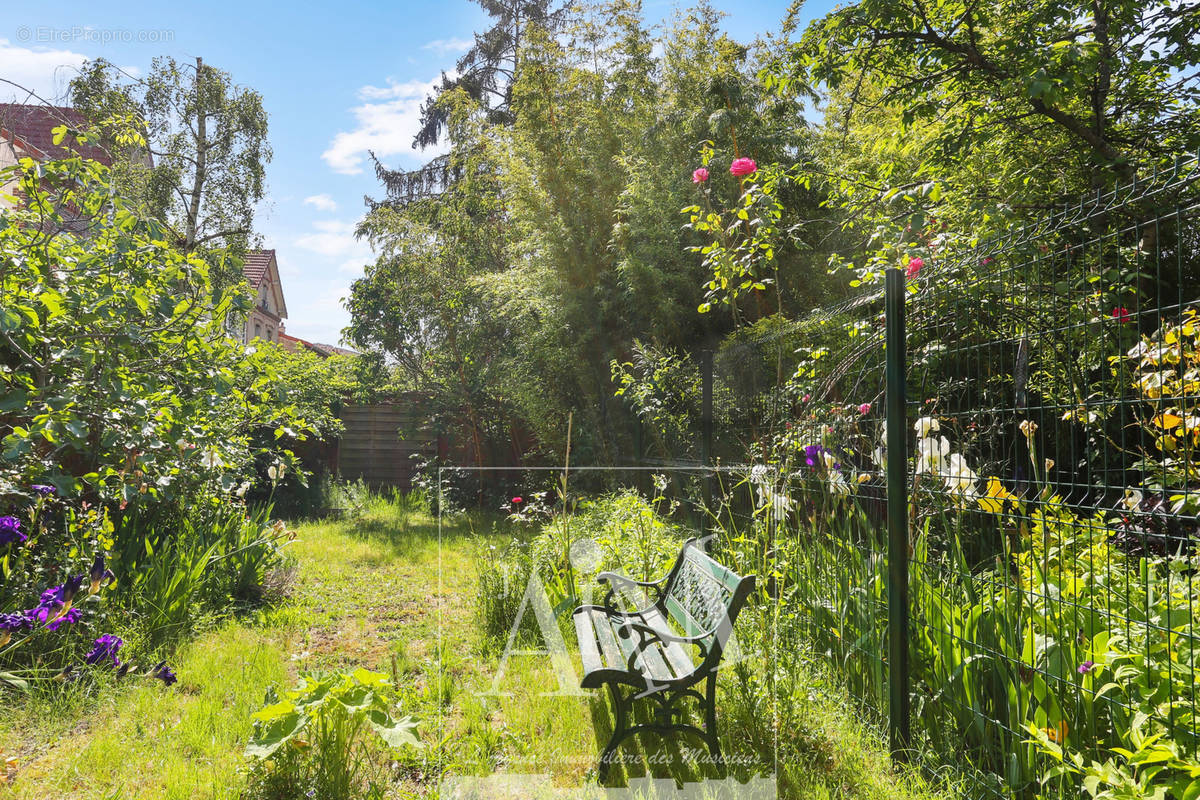 Maison à NANTERRE