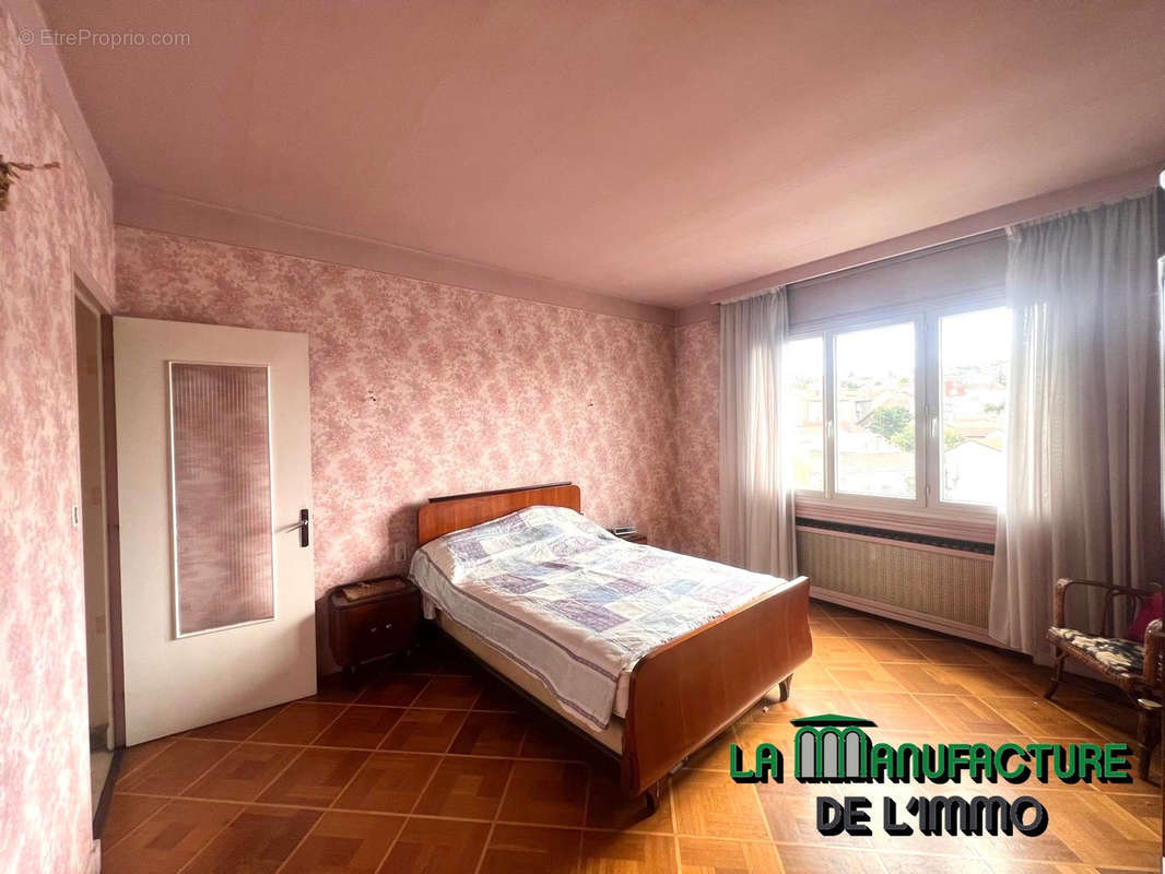 Appartement à SAINT-ETIENNE