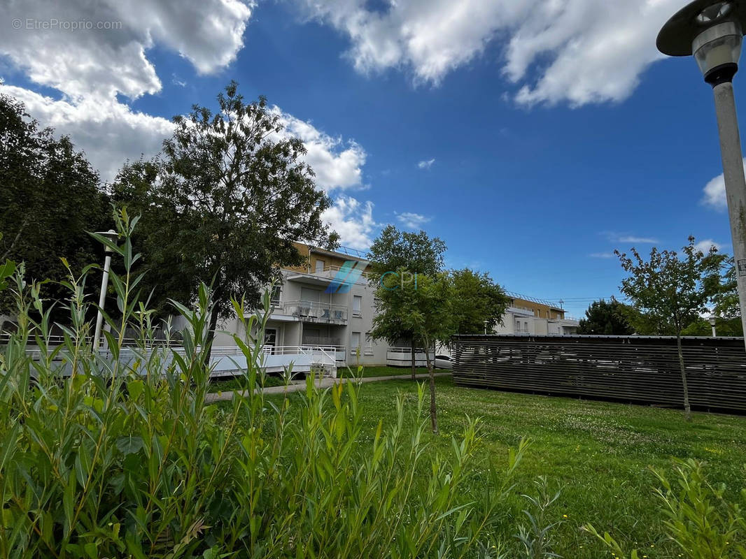 Appartement à AMBES