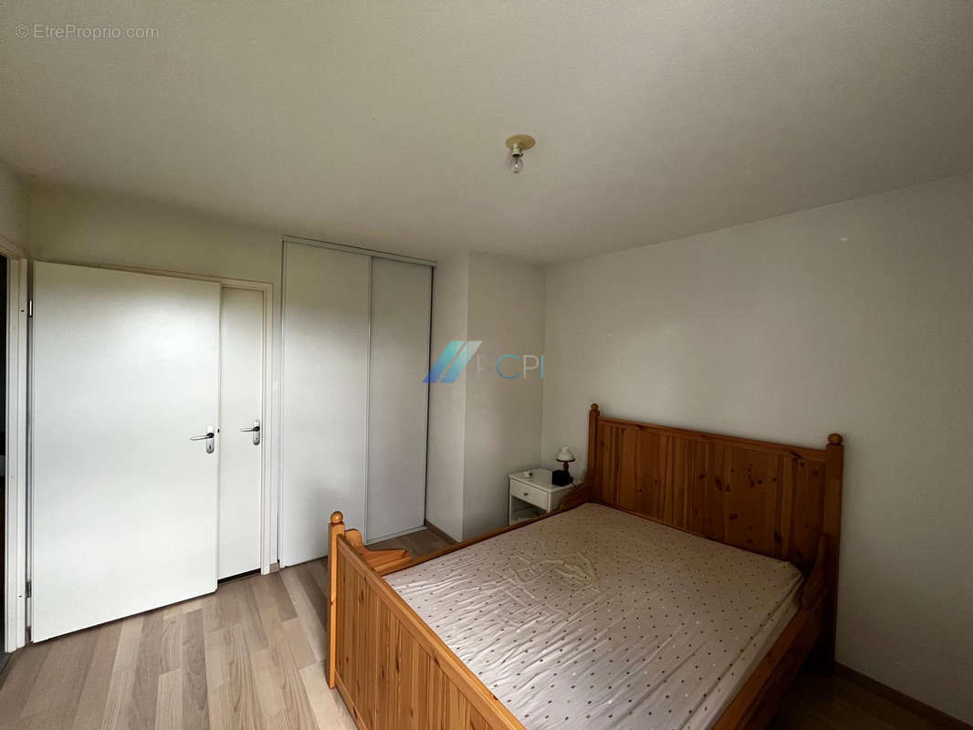 Appartement à AMBES