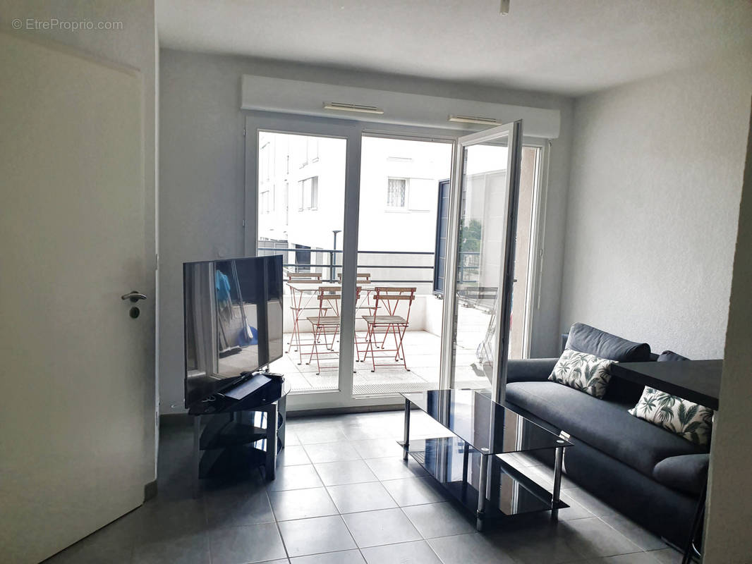 Appartement à LA LONDE-LES-MAURES