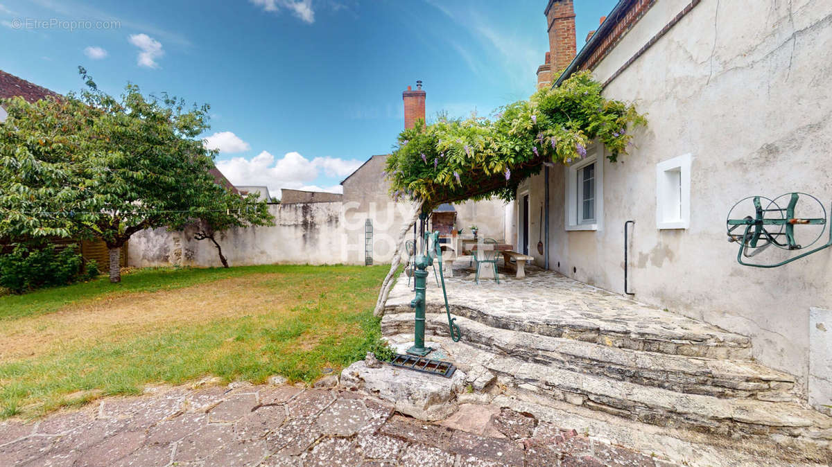 Maison à CHATEAUDUN