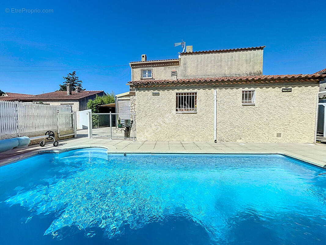 Maison à SIX-FOURS-LES-PLAGES