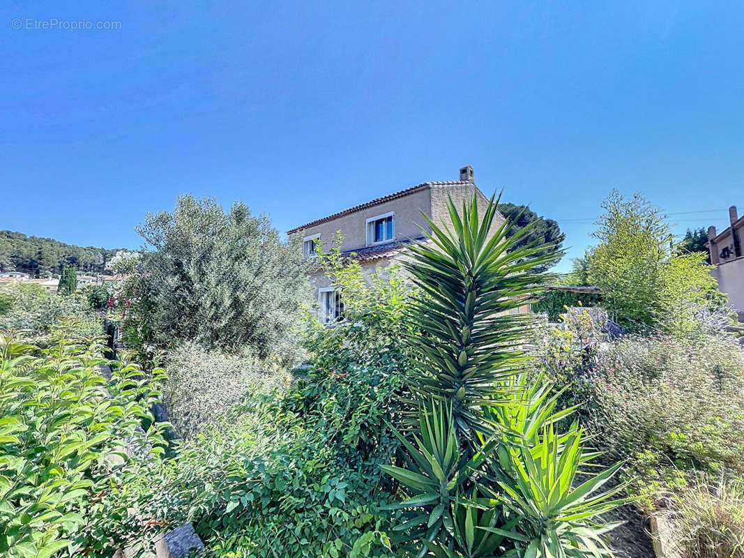 Maison à SIX-FOURS-LES-PLAGES