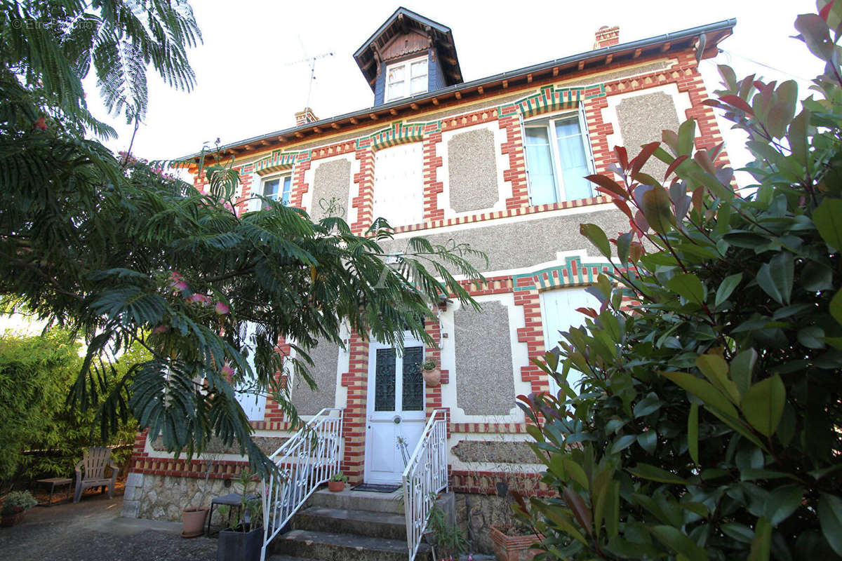 Maison à VINEUIL