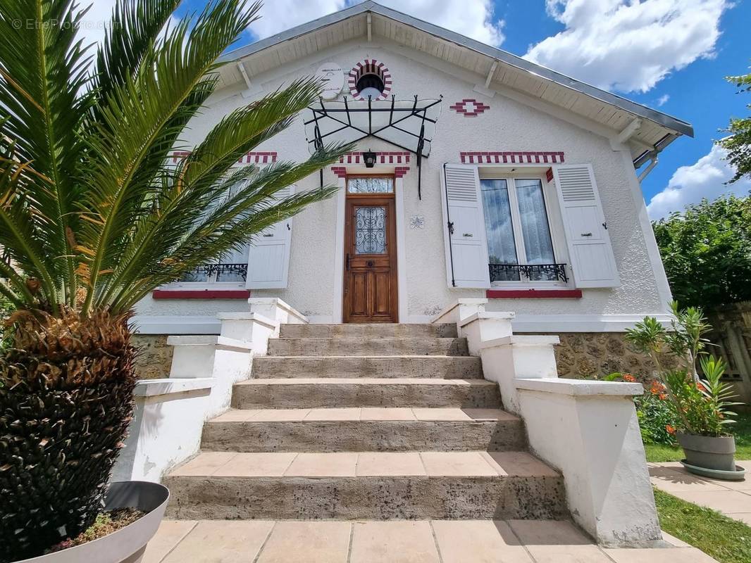 Maison à CROISSY-SUR-SEINE