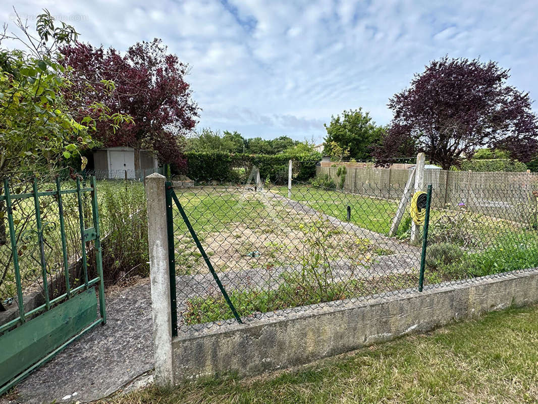 Maison à SALLES-SUR-MER