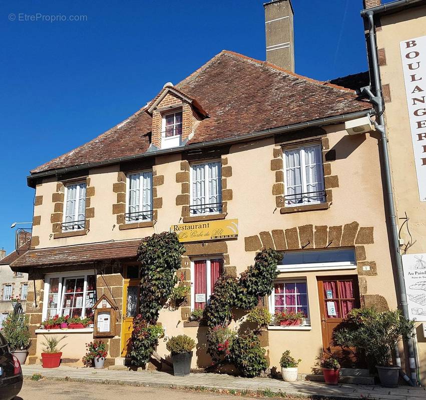 Maison à CHAILLAC