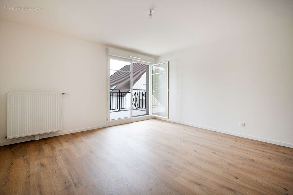 Appartement à LE BLANC-MESNIL