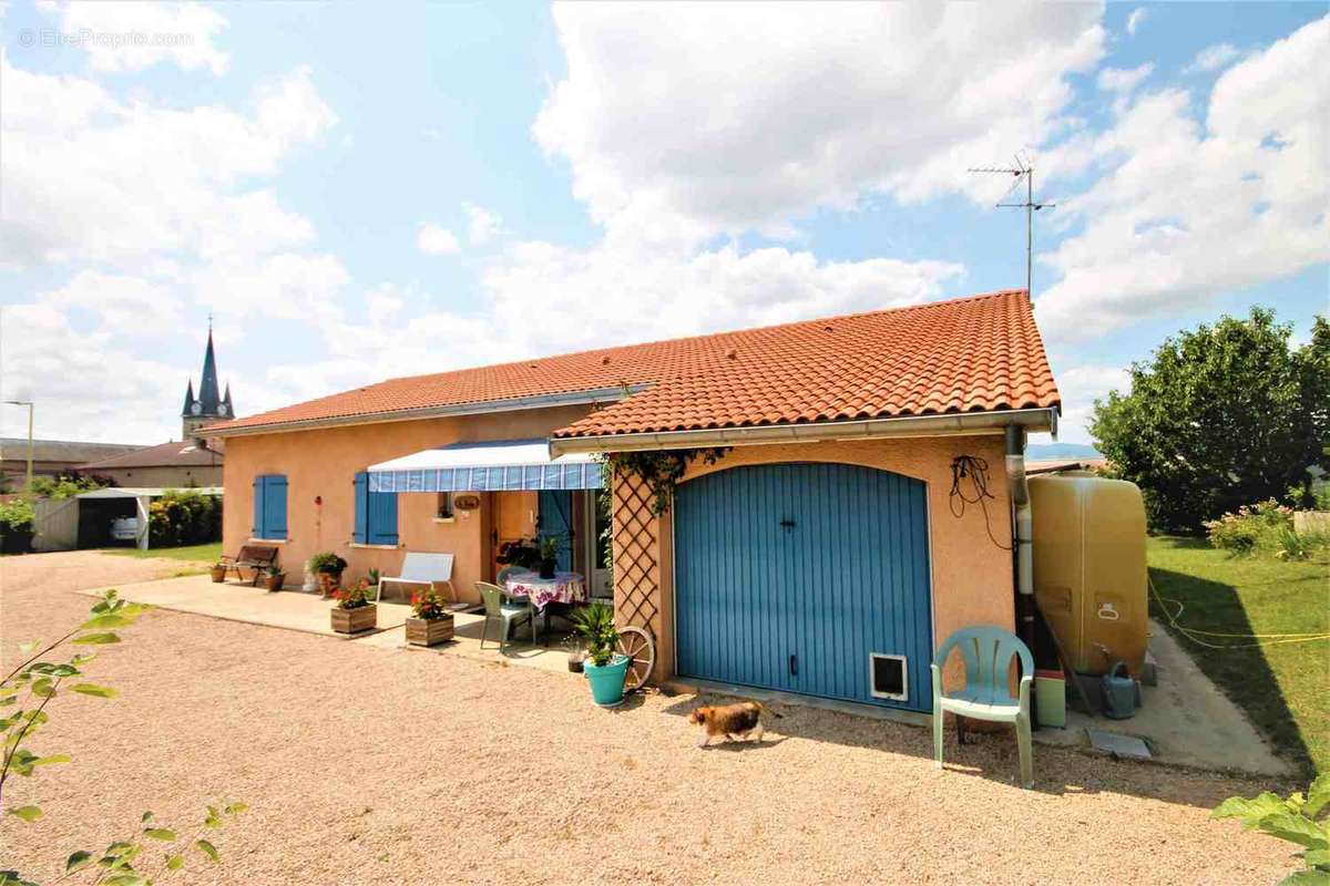 Maison à CORCELLES-EN-BEAUJOLAIS