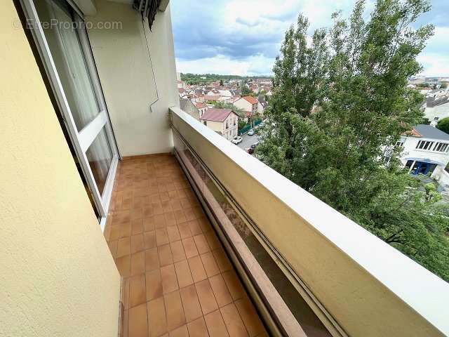 Appartement à MAISONS-ALFORT