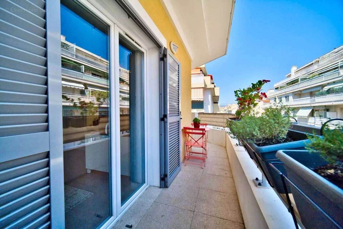 Appartement à NICE