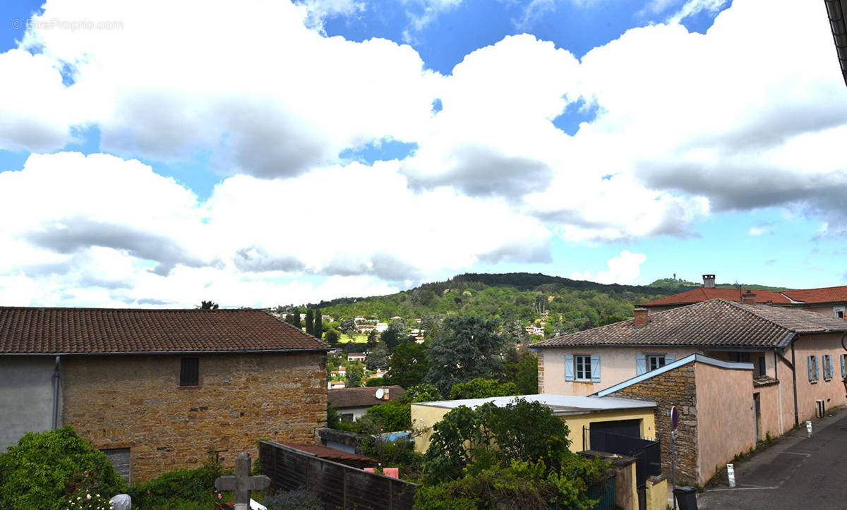 Appartement à SAINT-CYR-AU-MONT-D&#039;OR