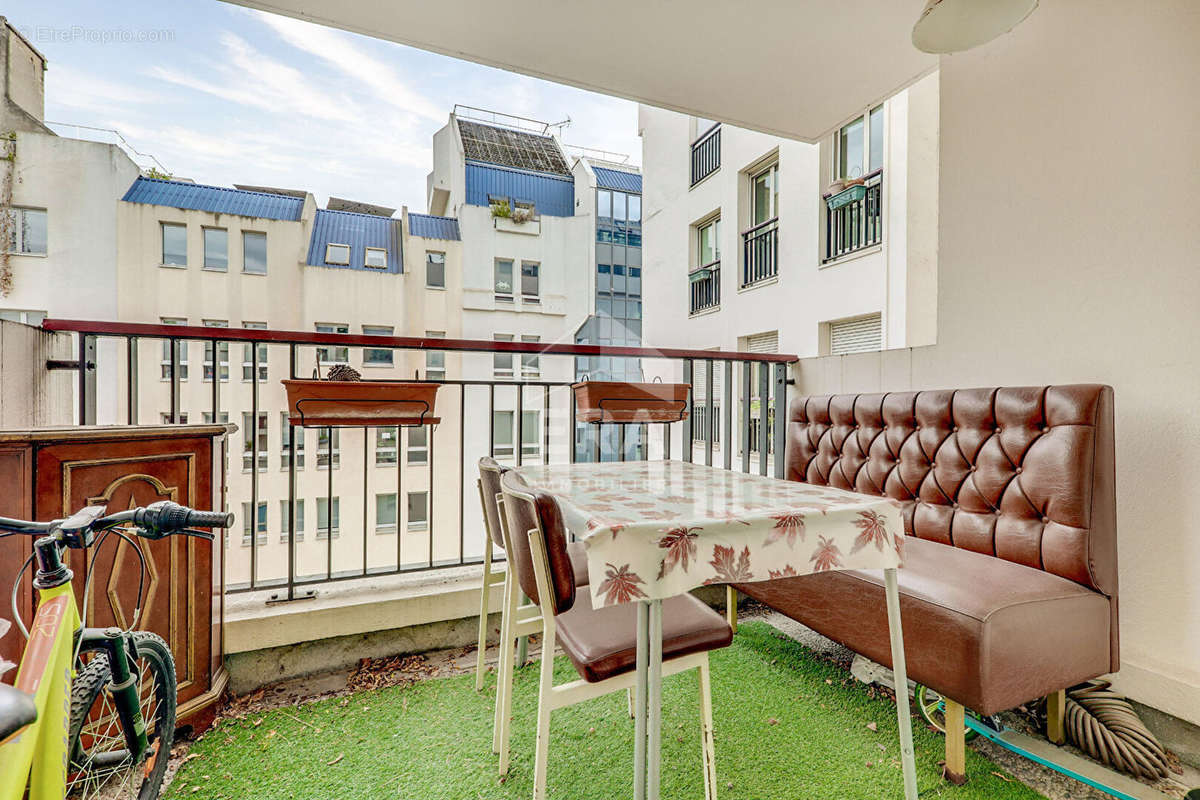 Appartement à PARIS-3E